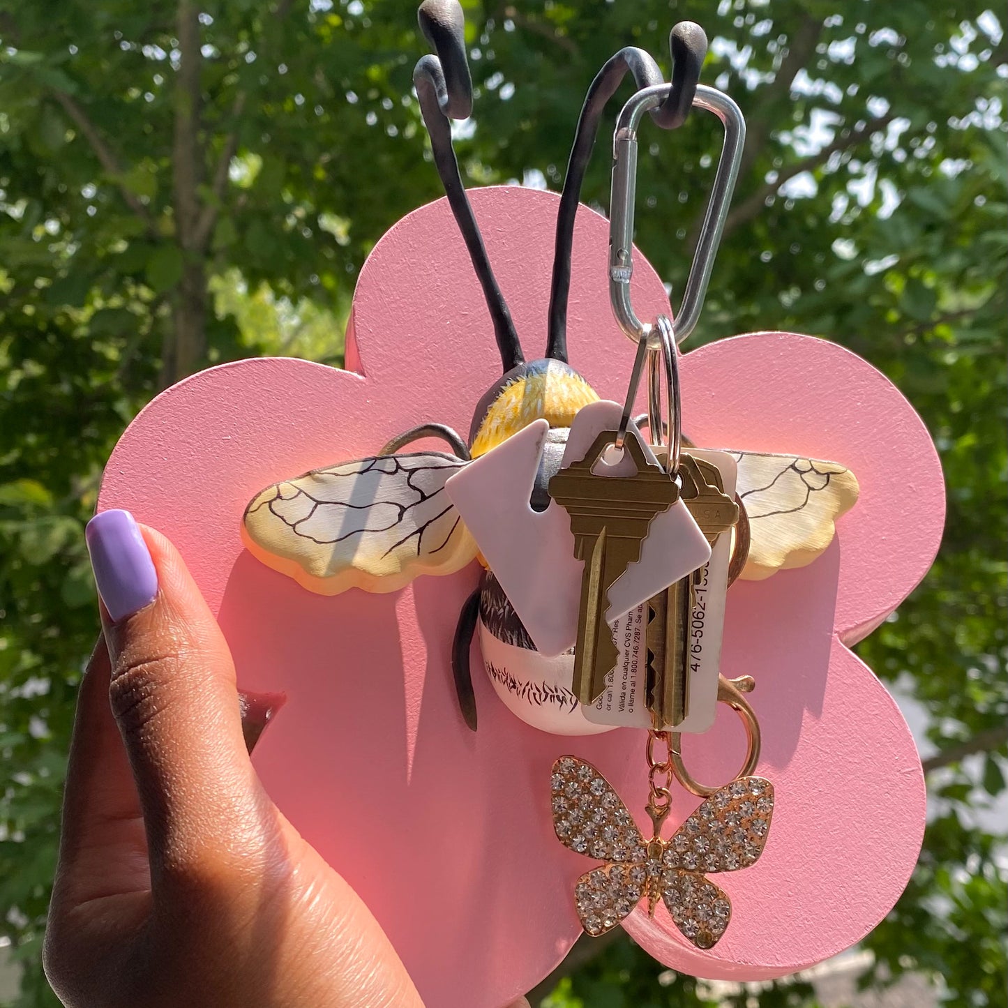 bumblebee keyholder